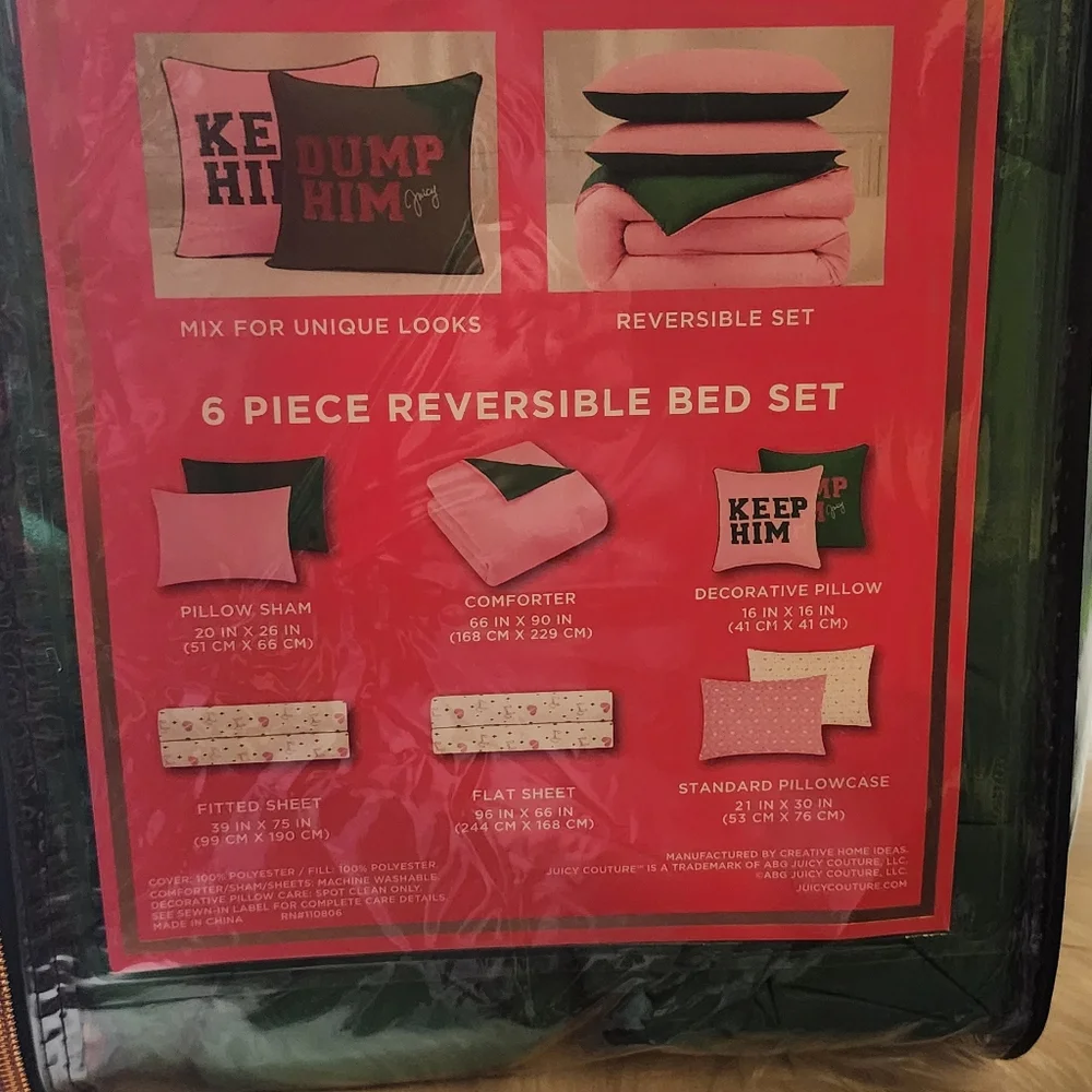 Juicy Coulture 6 PIECE REVERSIBLE BED SET